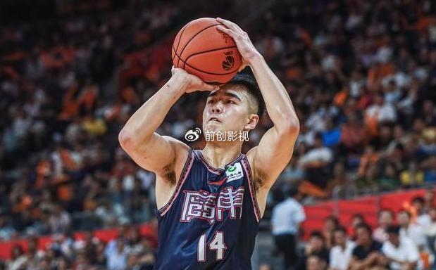 广东续约基本完成！两核心+争议射手留队，杜锋重点培养两大新星