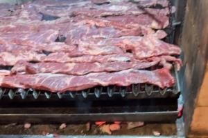 life-leyu.com-必备美食！大马丁社媒晒阿根廷队厨房烤肉视频