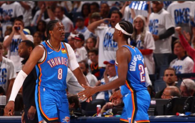 乐鱼中国官网-青春风暴！雷霆三叉戟季后赛凶猛 谁说他们太年轻？