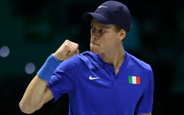 乐鱼中国官网-戴杯辛纳率意大利进八强 德约双线作战仍难救主